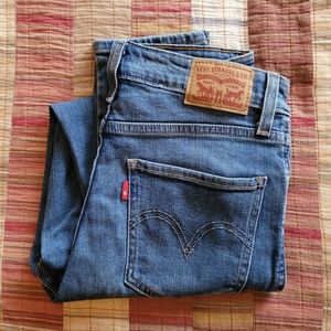 NWOT Levi's 721 high-rise skinny jeans